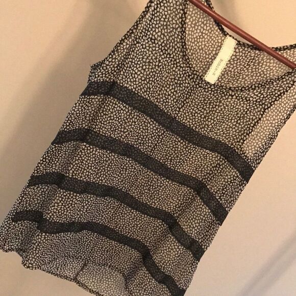 Robin-k Sheer Lace Trim Tank - Size Small - Picture 1 of 6